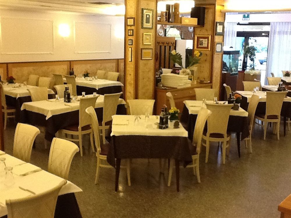 Hotel Belfiore Salzano Exterior photo